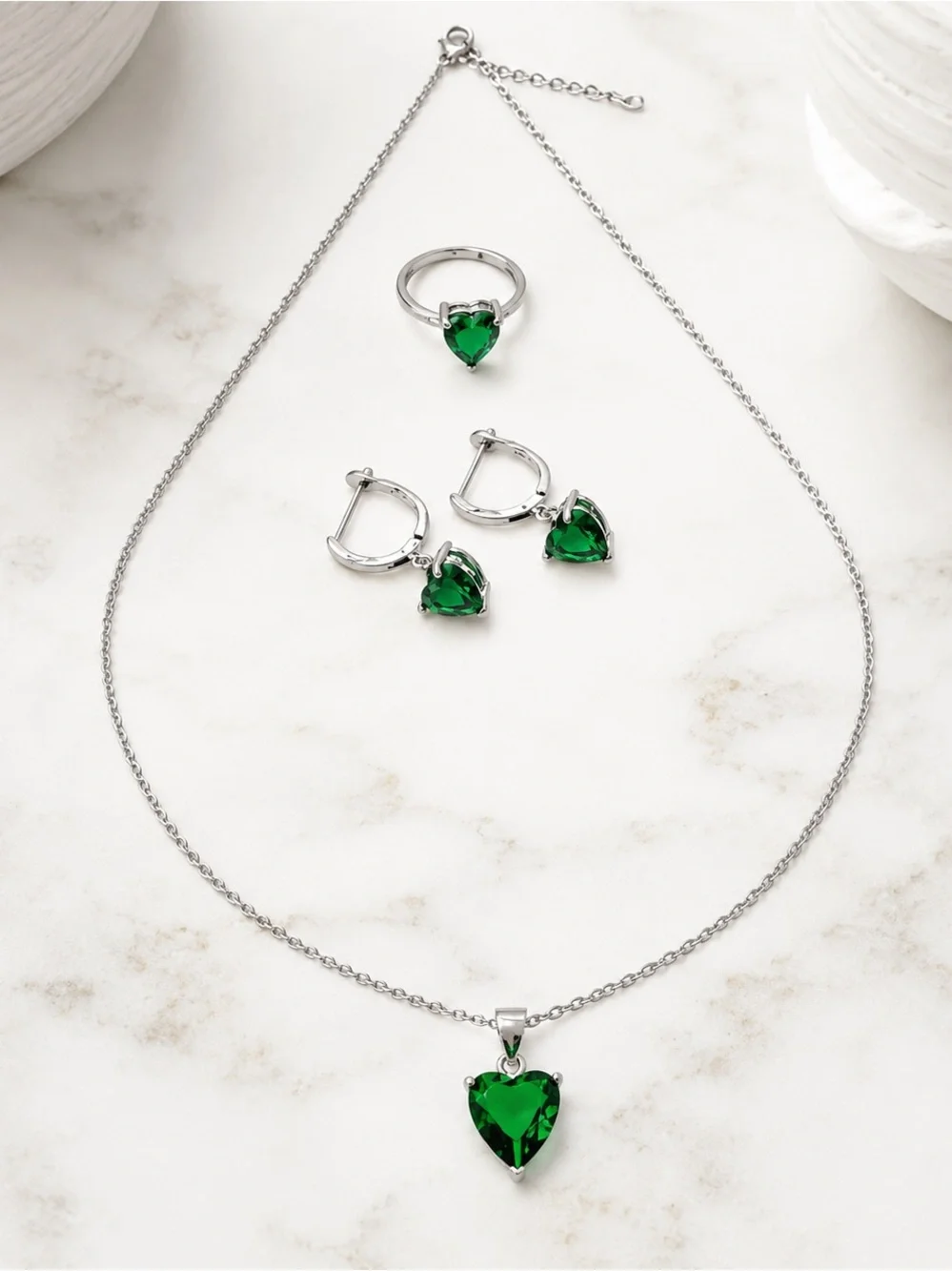 Emerald Green Heart Jewelry Set in 925 Sterling Silver